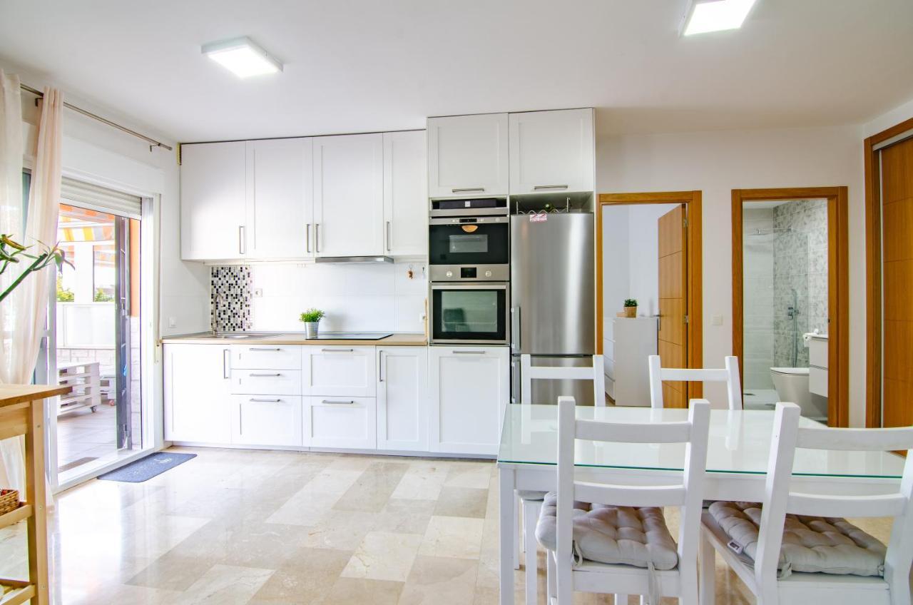 Wintowinrentals Huge Private Terrace &, Relax 卡莱塔·德·贝莱斯 外观 照片