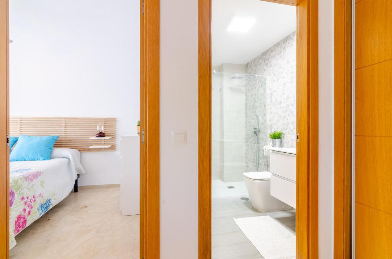 Wintowinrentals Huge Private Terrace &, Relax 卡莱塔·德·贝莱斯 外观 照片